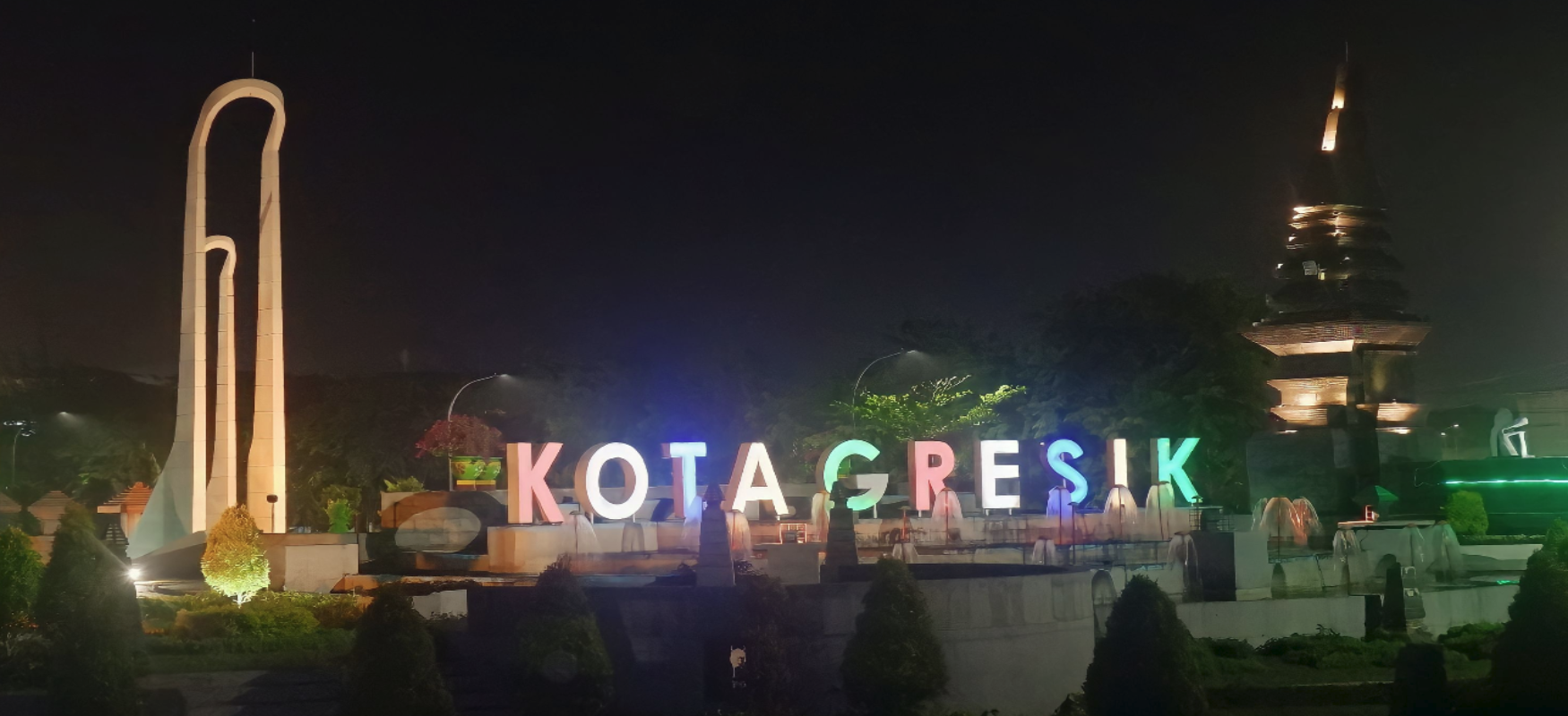 Tugu Gresik